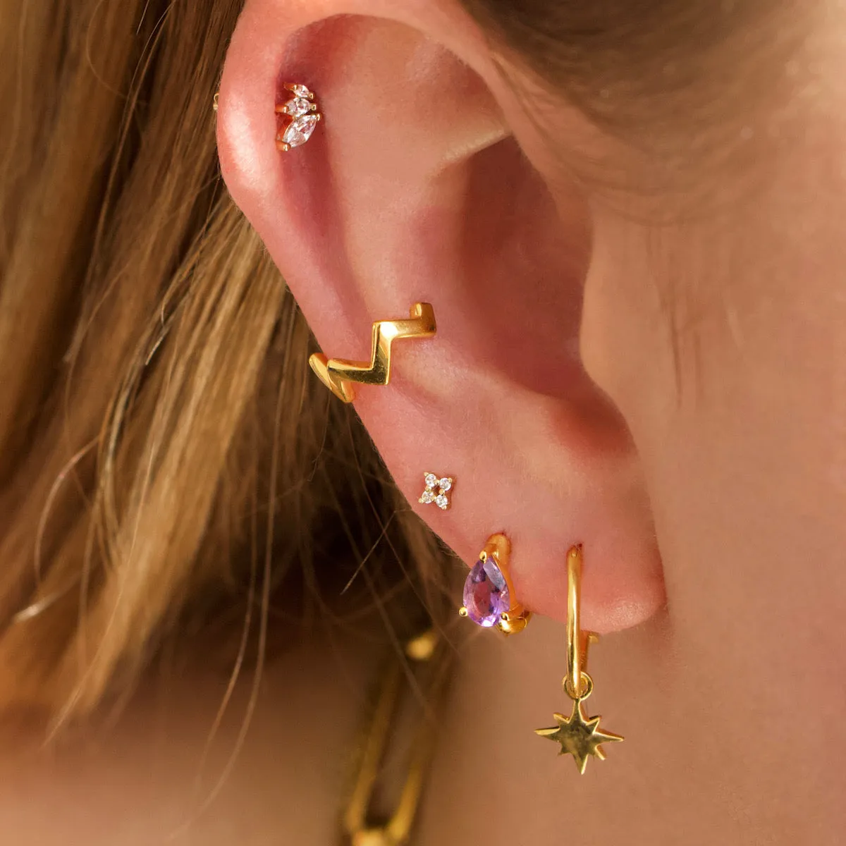 Cosmic Ray Flat Back Earring