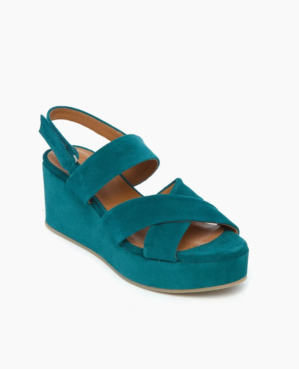 Lacine Wedge