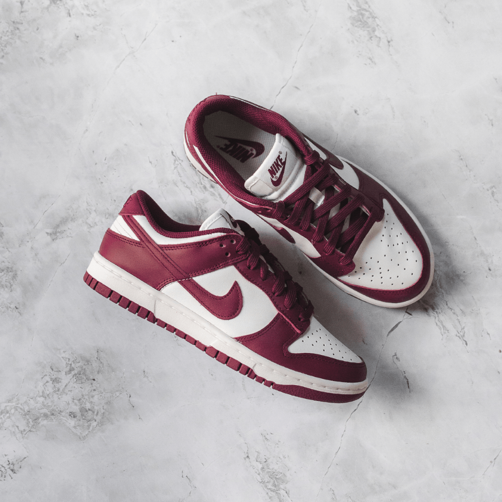 Nike Dunk Low Bordeaux (W)