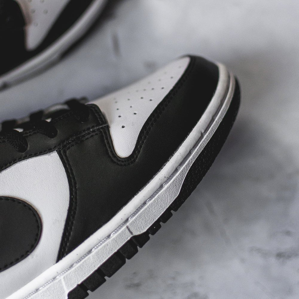 Nike Dunk Low Next Nature Panda (W)