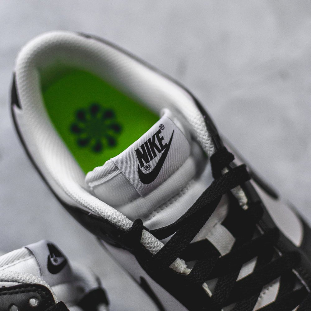 Nike Dunk Low Next Nature Panda (W)