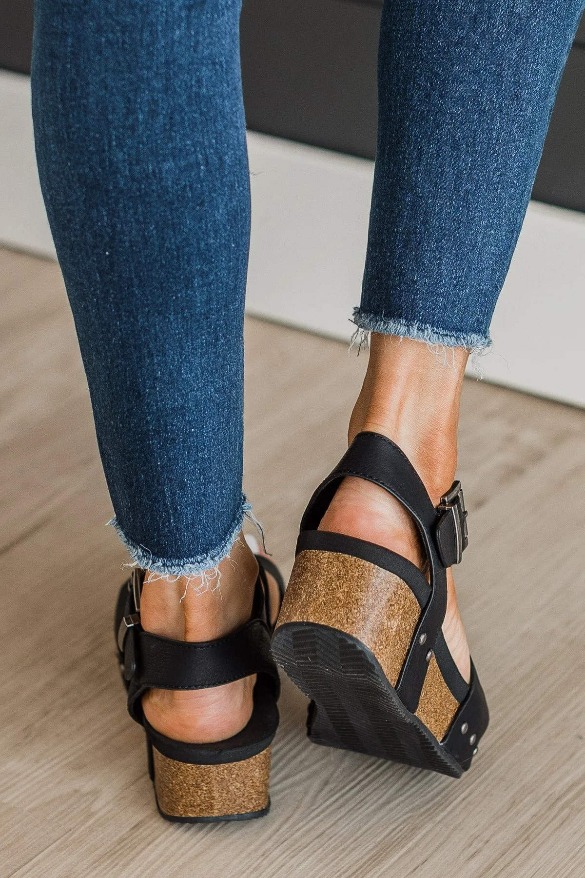 Very G Shayne Wedge Sandals- Black